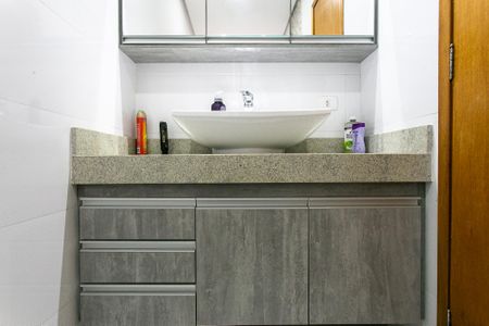 Casa à venda com 144m², 3 quartos e 2 vagasBanheiro da Suíte