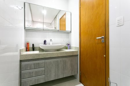 Casa à venda com 144m², 3 quartos e 2 vagasBanheiro da Suíte