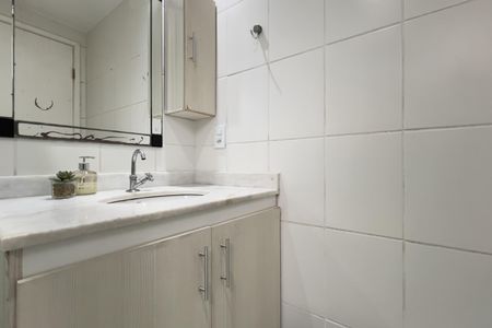 Apartamento à venda com 71m², 3 quartos e 1 vagaBanheiro da Suíte