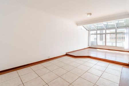 Foto 01 de apartamento à venda com 2 quartos, 115m² em Itaim Bibi, São Paulo