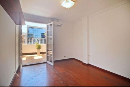 Foto 05 de apartamento à venda com 2 quartos, 115m² em Itaim Bibi, São Paulo