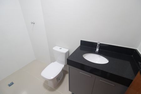 Apartamento à venda com 80m², 2 quartos e sem vagaBanheiro