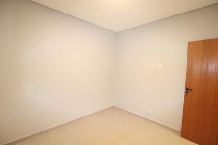 Apartamento à venda com 76m², 2 quartos e sem vagaQuarto 2