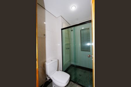 Banheiro da Suíte de apartamento para alugar com 1 quarto, 50m² em Belvedere, Belo Horizonte