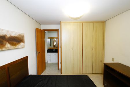 Quarto 1 - Suíte de apartamento para alugar com 1 quarto, 50m² em Belvedere, Belo Horizonte