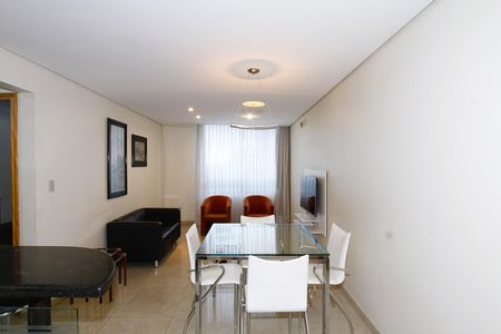 Apartamento para alugar com 50m², 1 quarto e 1 vagaSala