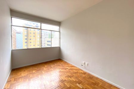 Apartamento para alugar com 138m², 3 quartos e sem vagaQuarto 1