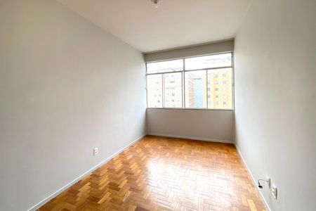 Apartamento para alugar com 138m², 3 quartos e sem vagaQuarto 1