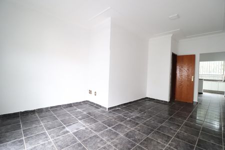 Casa para alugar com 3 quartos, 170m² em Santa Mônica, Uberlândia