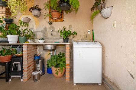 Apartamento à venda com 121m², 3 quartos e 2 vagas Apartamento à venda com 121m², 3 quartos e 2 vagasÁrea de Serviço