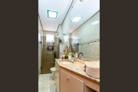 Apartamento à venda com 121m², 3 quartos e 2 vagas Apartamento à venda com 121m², 3 quartos e 2 vagasBanheiro Social