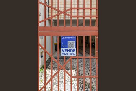 Apartamento à venda com 121m², 3 quartos e 2 vagas Apartamento à venda com 121m², 3 quartos e 2 vagasplaca instalada em 06/12/2025 com o código KXDG-17