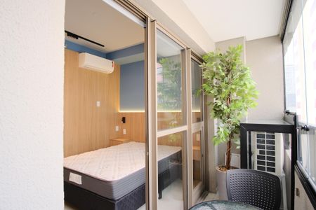 Varanda de kitnet/studio para alugar com 1 quarto, 24m² em Tatuapé, São Paulo