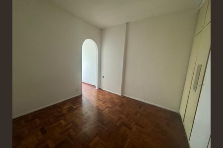 Apartamento à venda com 76m², 3 quartos e sem vaga