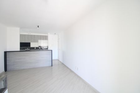 Sala de apartamento à venda com 3 quartos, 73m² em Usina Piratininga, São Paulo