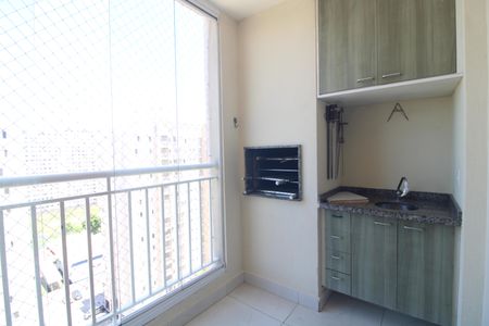 Sacada de apartamento à venda com 3 quartos, 73m² em Usina Piratininga, São Paulo