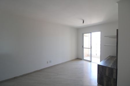 Sala de apartamento à venda com 3 quartos, 73m² em Usina Piratininga, São Paulo