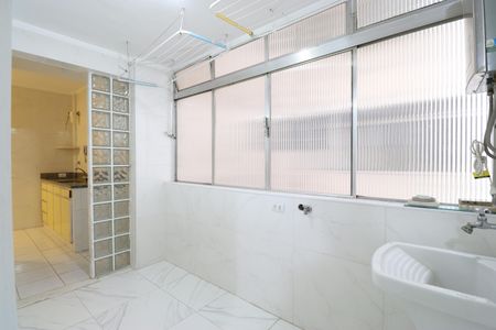 Apartamento para alugar com 149m², 3 quartos e 1 vagaÁrea de Serviço