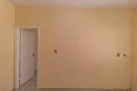 Casa à venda com 100m², 3 quartos e 2 vagas Casa à venda com 100m², 3 quartos e 2 vagasSala da casa 02