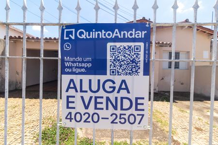 Casa à venda com 100m², 3 quartos e 2 vagas Casa à venda com 100m², 3 quartos e 2 vagasPlaca
