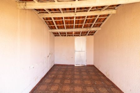 Casa à venda com 100m², 3 quartos e 2 vagas Casa à venda com 100m², 3 quartos e 2 vagasGaragem