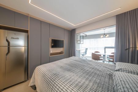 Quarto de kitnet/studio para alugar com 1 quarto, 32m² em Jardim das Acacias, São Paulo