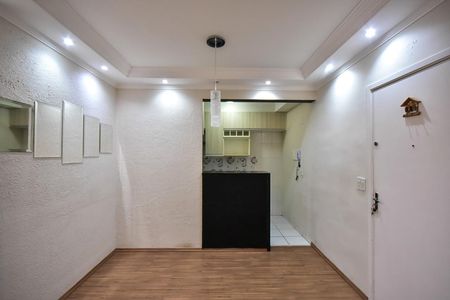 Sala de apartamento para alugar com 2 quartos, 56m² em Vila Sonia do Taboao, Taboão da Serra