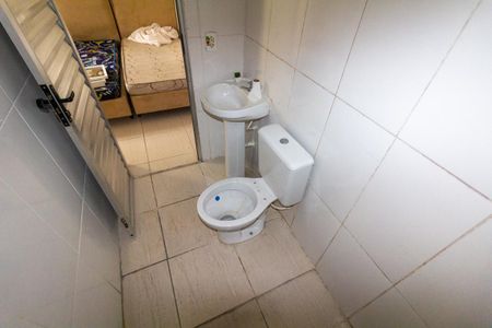 Apartamento para alugar com 28m², 1 quarto e sem vaga Apartamento para alugar com 28m², 1 quarto e sem vagaBanheiro