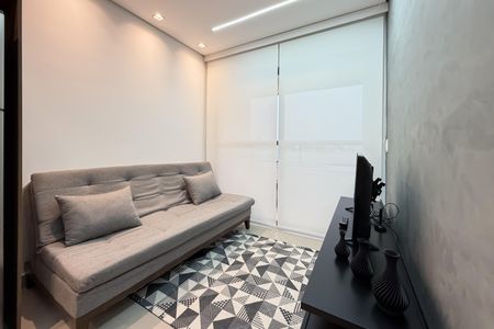 Apartamento para alugar com 34m², 1 quarto e sem vagaPersianas