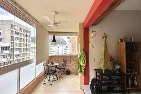 Apartamento à venda com 2 quartos, 65m² em Copacabana, Rio de Janeiro