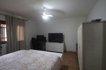 Casa à venda com 500m², 3 quartos e 5 vagasSuite 2