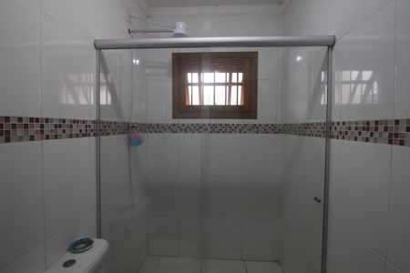 Casa à venda com 500m², 3 quartos e 5 vagasBanheiro da Suíte 2