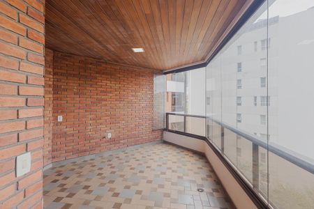 Varanda de apartamento à venda com 4 quartos, 217m² em Sumarezinho, São Paulo