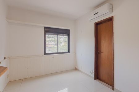 Escritório de apartamento à venda com 4 quartos, 217m² em Sumarezinho, São Paulo