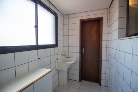 Apartamento para alugar com 93m², 3 quartos e 1 vagaÁrea de Serviço