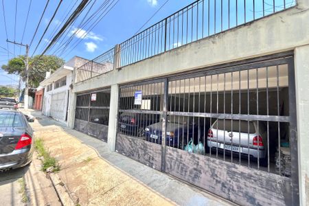 Casa à venda com 325m², 3 quartos e 4 vagasFachada