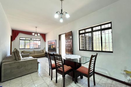 Sala de casa à venda com 3 quartos, 325m² em Jabaquara, São Paulo