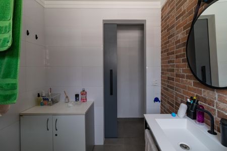 Casa à venda com 154m², 3 quartos e 1 vagaBanheiro da Suíte