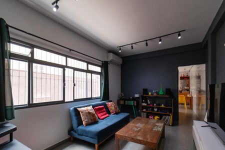 Sala de casa à venda com 3 quartos, 154m² em Vila Romana, São Paulo