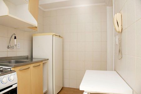 Cozinha + Área de Serviço de kitnet/studio para alugar com 1 quarto, 29m² em Independência, Porto Alegre