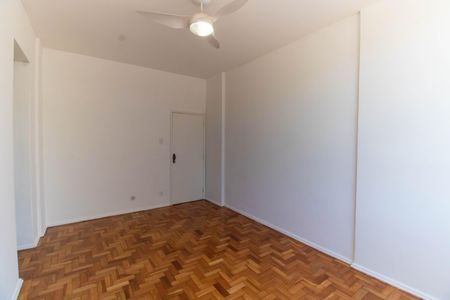 Apartamento para alugar com 80m², 2 quartos e sem vaga Apartamento para alugar com 80m², 2 quartos e sem vagaSala