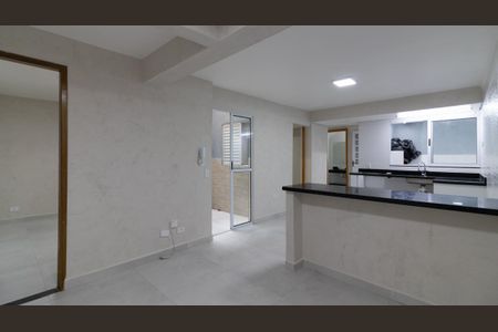 Sala de casa para alugar com 2 quartos, 51m² em Vila Nhocuné, São Paulo