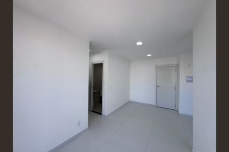 Sala de apartamento para alugar com 2 quartos, 48m² em Recreio dos Bandeirantes, Rio de Janeiro