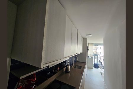 Apartamento à venda com 67m², 2 quartos e 1 vagaCozinha