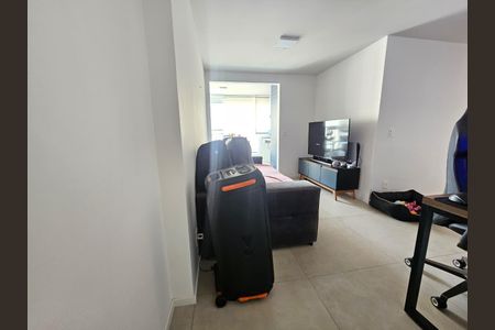 Apartamento à venda com 67m², 2 quartos e 1 vagaSala