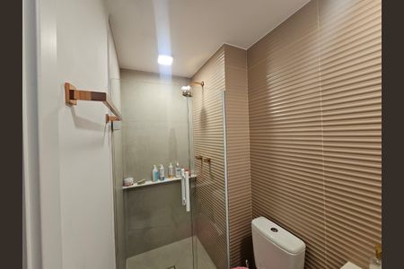 Apartamento à venda com 67m², 2 quartos e 1 vagaBanheiro