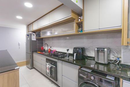 Apartamento à venda com 61m², 2 quartos e 2 vagasCozinha 