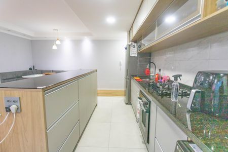 Apartamento à venda com 61m², 2 quartos e 2 vagasCozinha 
