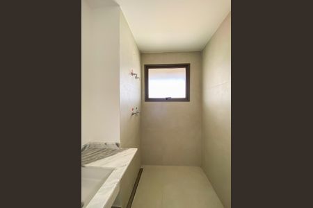 Apartamento à venda com 154m², 3 quartos e 2 vagasBanheiro da Suíte 1