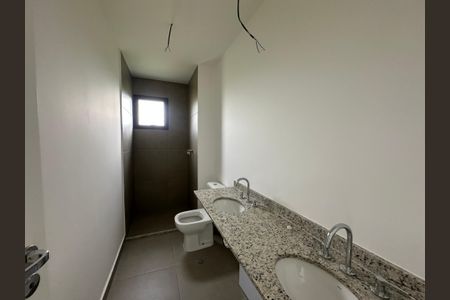 Apartamento à venda com 94m², 3 quartos e 2 vagasBanheiro da Suíte 3